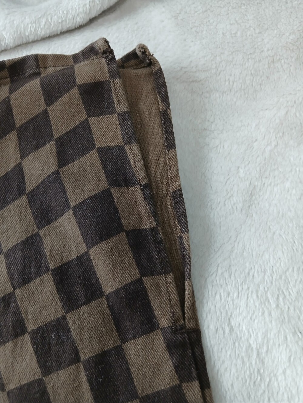H&M Womens Brown Checkerboard Straight Jeans - Picture 2 of 4